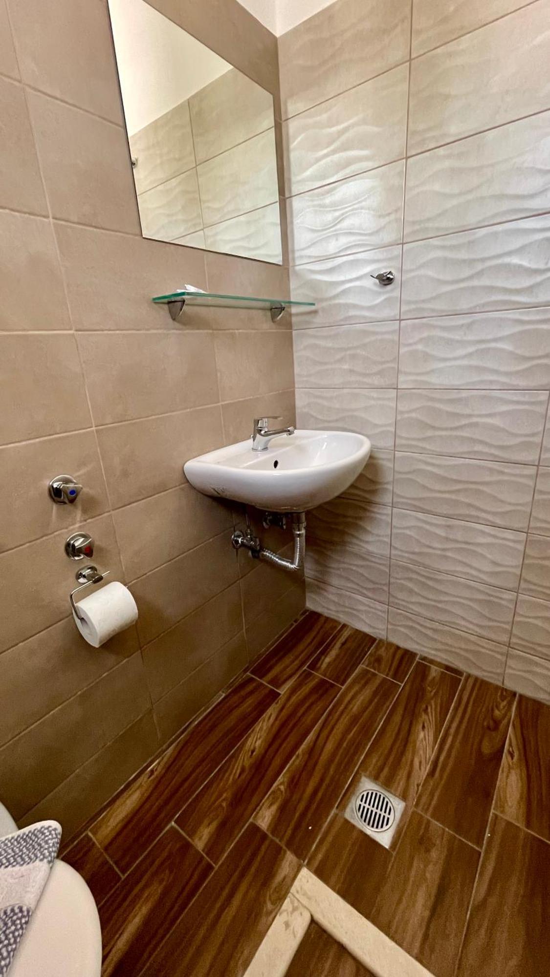 Velonis Apartments Leptokarya  Bagian luar foto